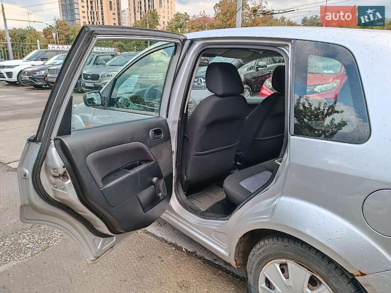 Хетчбек Ford Fiesta 2008 в Харкові