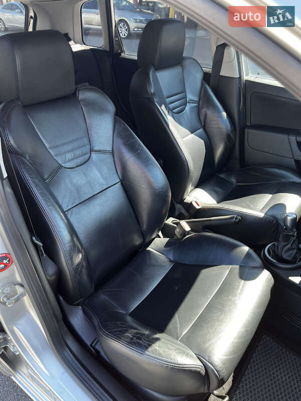 Хэтчбек Ford Fiesta 2006 в Киеве