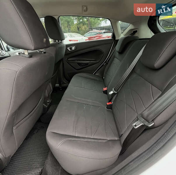 Хетчбек Ford Fiesta 2013 в Кривому Розі