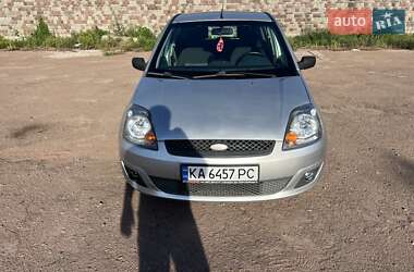 Хэтчбек Ford Fiesta 2008 в Прилуках