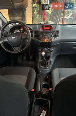 Хетчбек Ford Fiesta 2009 в 