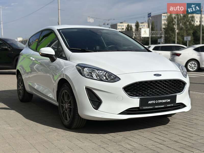 Хэтчбек Ford Fiesta 2018 в Киеве