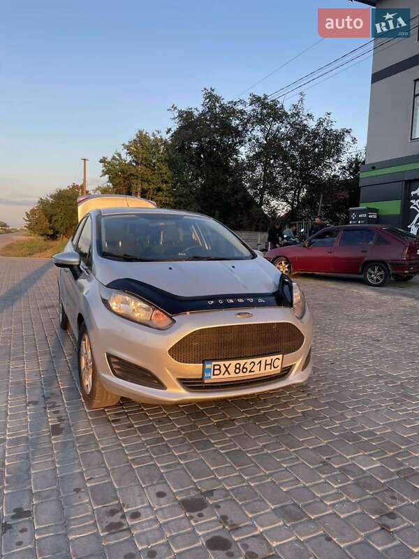 Седан Ford Fiesta 2015 в Житомире фото 2 Седан Ford Fiesta 2015 в Житомире