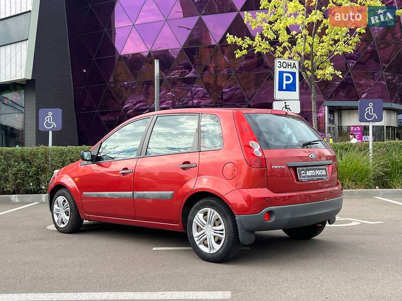 Хетчбек Ford Fiesta 2007 в Києві