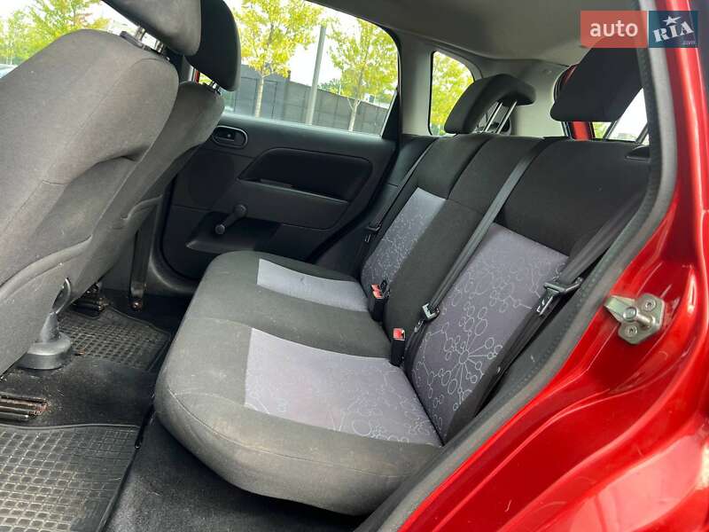 Хетчбек Ford Fiesta 2007 в Києві