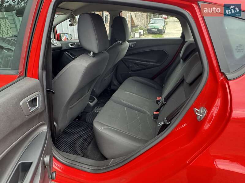 Хэтчбек Ford Fiesta 2015 в Фастове фото 27 Хэтчбек Ford Fiesta 2015 в Фастове