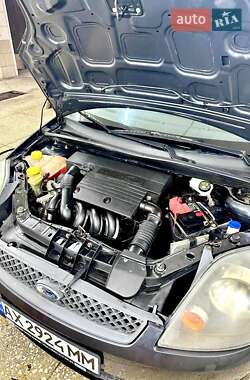 Хетчбек Ford Fiesta 2008 в 