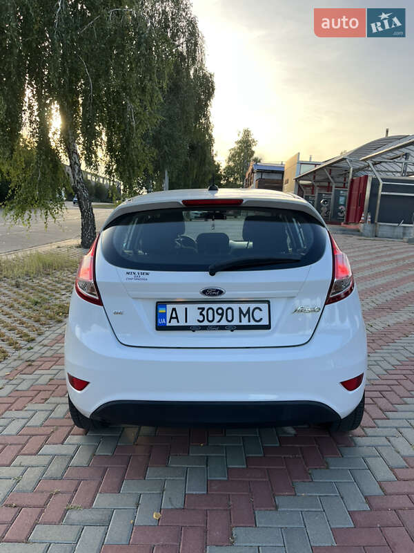 Хэтчбек Ford Fiesta 2015 в Белой Церкви