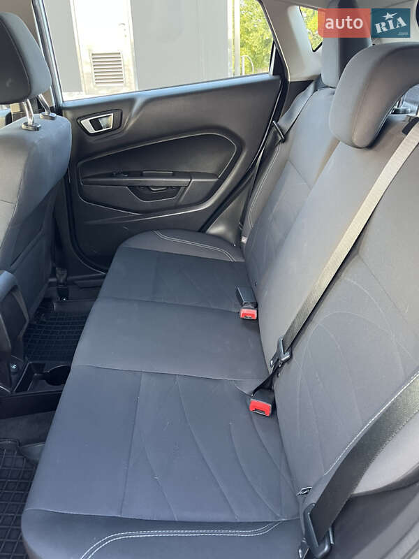 Хэтчбек Ford Fiesta 2015 в Белой Церкви