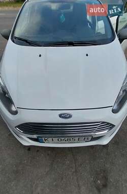 Хэтчбек Ford Fiesta 2013 в 