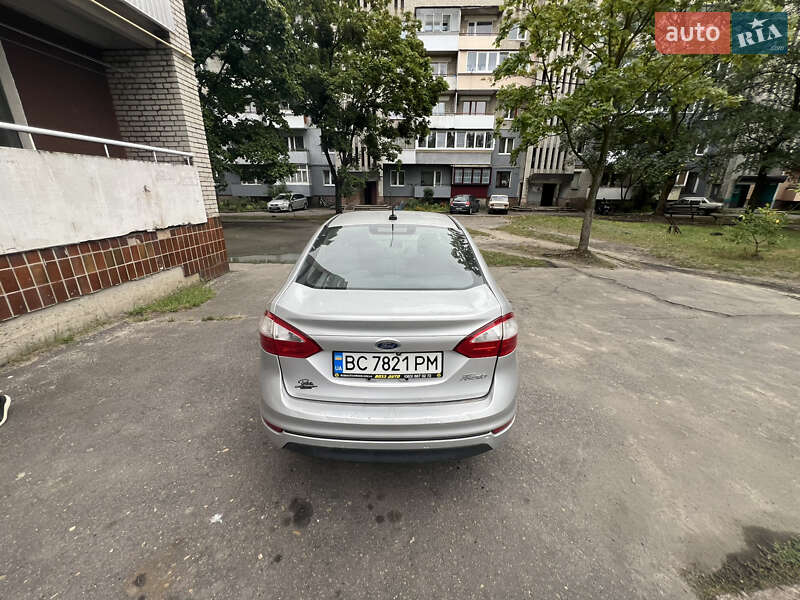 Седан Ford Fiesta 2015 в Львове фото 3 Седан Ford Fiesta 2015 в Львове