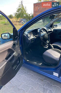 Хетчбек Ford Fiesta 2008 в  фото 7 Хетчбек Ford Fiesta 2008 в