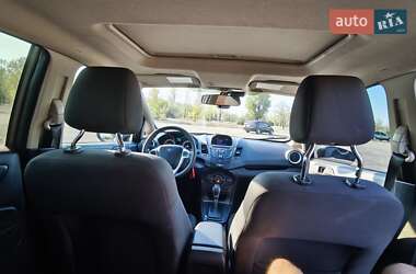 Хэтчбек Ford Fiesta 2019 в 