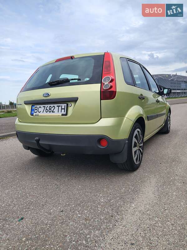 Хэтчбек Ford Fiesta 2007 в Львове