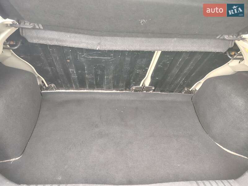 Хэтчбек Ford Fiesta 2007 в Львове