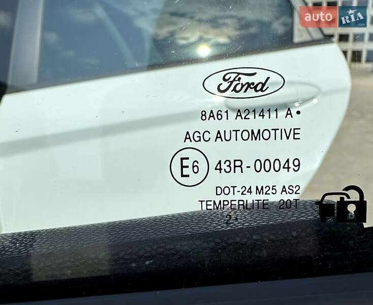 Хэтчбек Ford Fiesta 2013 в Доманевке