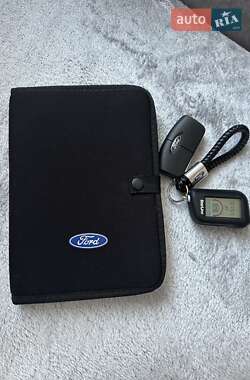 Хэтчбек Ford Fiesta 2013 в 