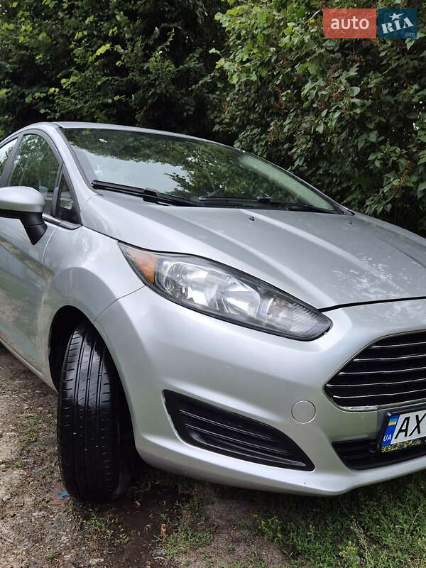 Седан Ford Fiesta 2018 в 