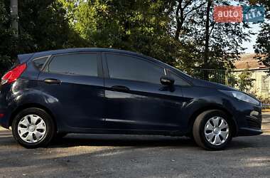 Хэтчбек Ford Fiesta 2013 в 