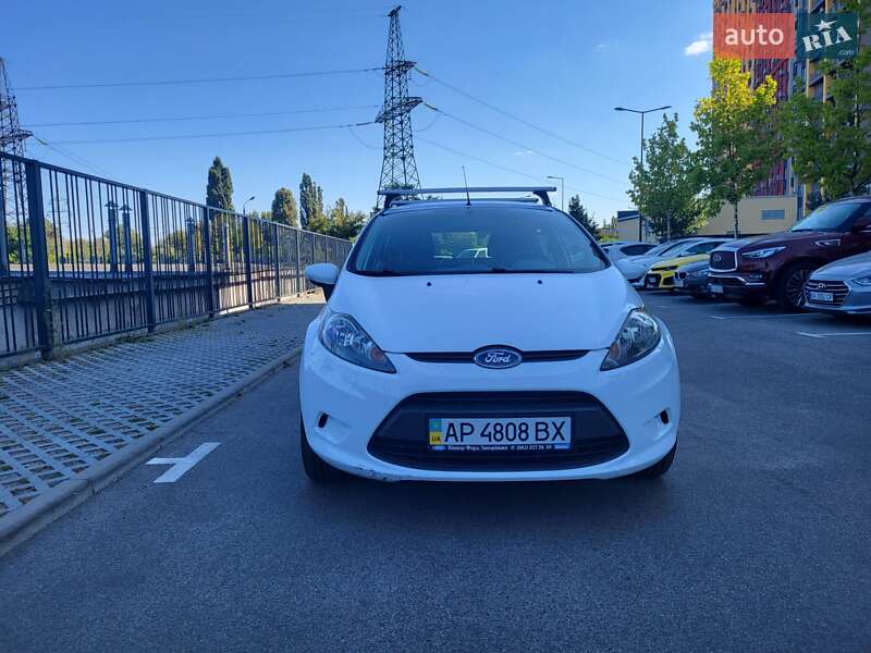 Хетчбек Ford Fiesta 2010 в Києві фото 7 Хетчбек Ford Fiesta 2010 в Києві