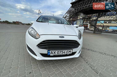 Хэтчбек Ford Fiesta 2016 в Харькове