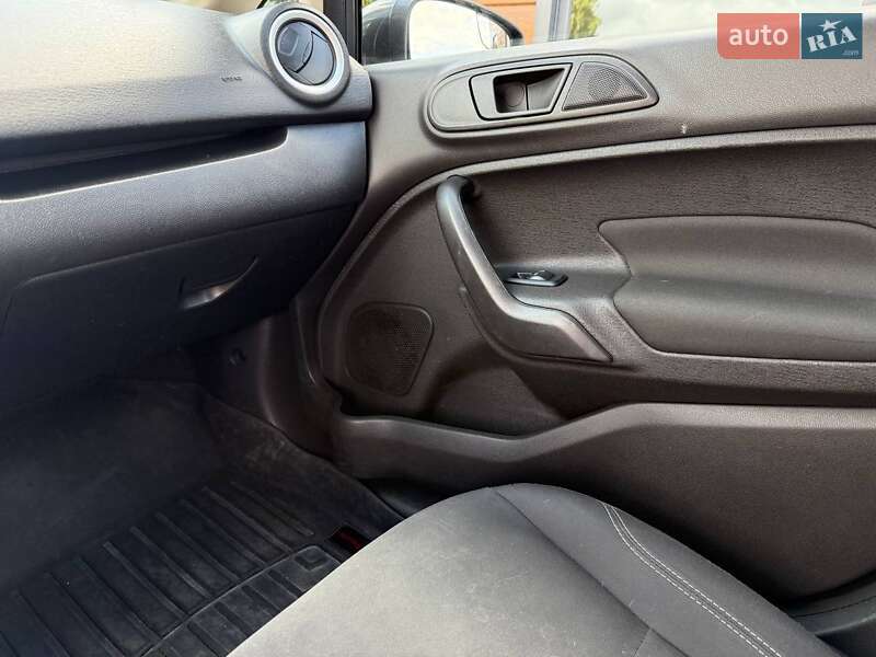Хэтчбек Ford Fiesta 2018 в Ровно фото 23 Хэтчбек Ford Fiesta 2018 в Ровно
