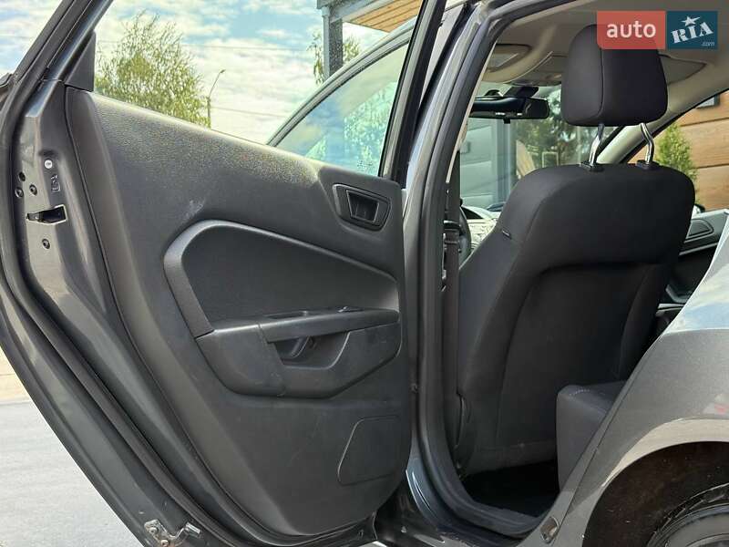 Хэтчбек Ford Fiesta 2018 в Ровно фото 25 Хэтчбек Ford Fiesta 2018 в Ровно