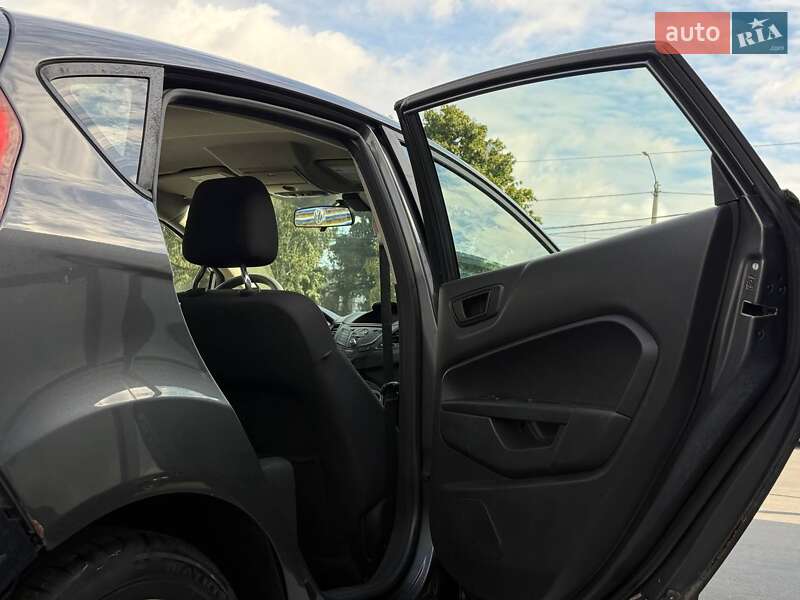 Хэтчбек Ford Fiesta 2018 в Ровно фото 34 Хэтчбек Ford Fiesta 2018 в Ровно