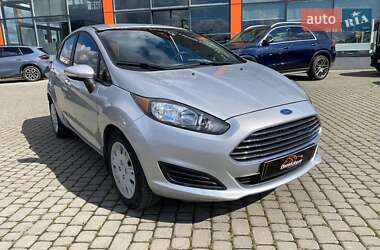 Хэтчбек Ford Fiesta 2015 в Львове