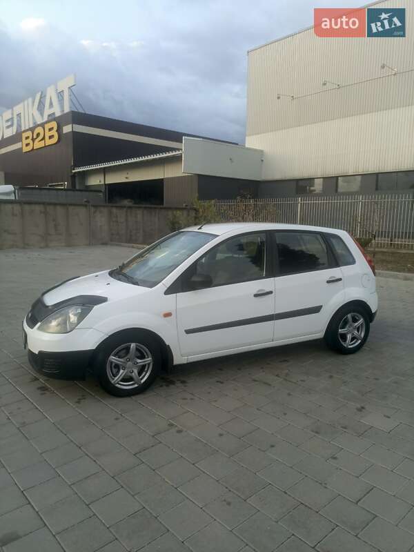 Хэтчбек Ford Fiesta 2007 в Черкассах