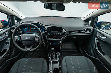 Хетчбек Ford Fiesta 2018 в  фото 10 Хетчбек Ford Fiesta 2018 в