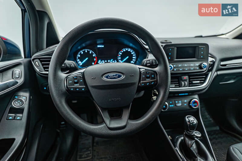 Хэтчбек Ford Fiesta 2018 в Киеве фото 12 Хэтчбек Ford Fiesta 2018 в Киеве