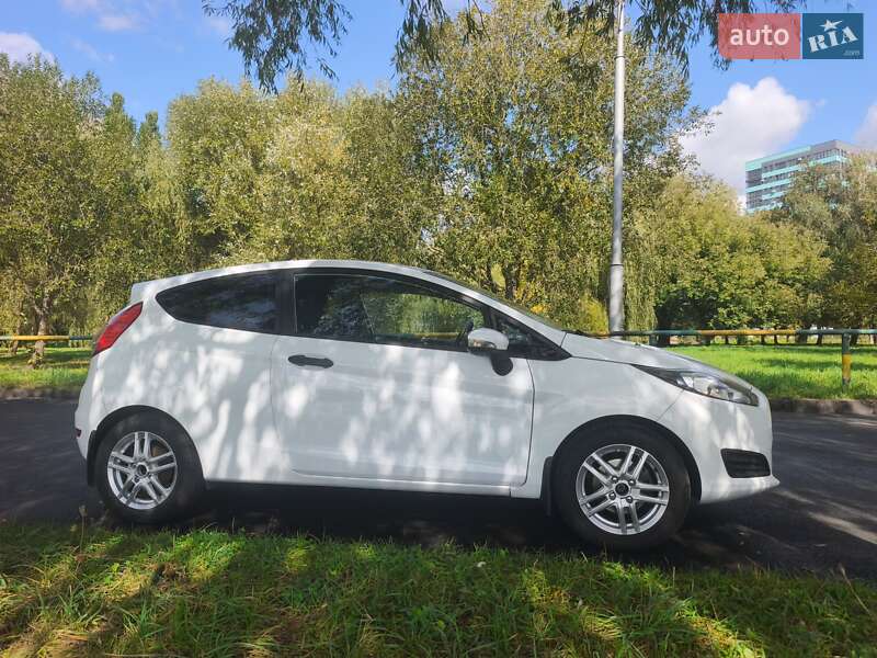 Хэтчбек Ford Fiesta 2014 в Ровно фото 5 Хэтчбек Ford Fiesta 2014 в Ровно
