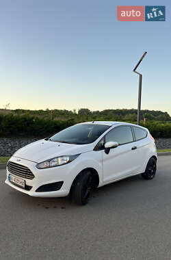 Хэтчбек Ford Fiesta 2014 в 