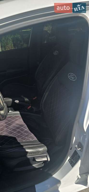 Седан Ford Fiesta 2018 в Виннице