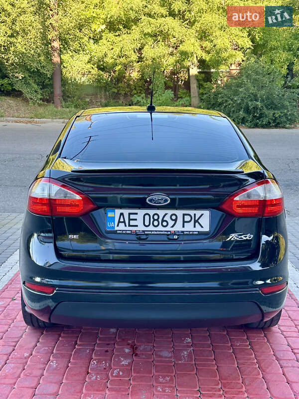 Седан Ford Fiesta 2013 в Запорожье