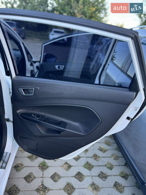 Хэтчбек Ford Fiesta 2014 в Борисполе