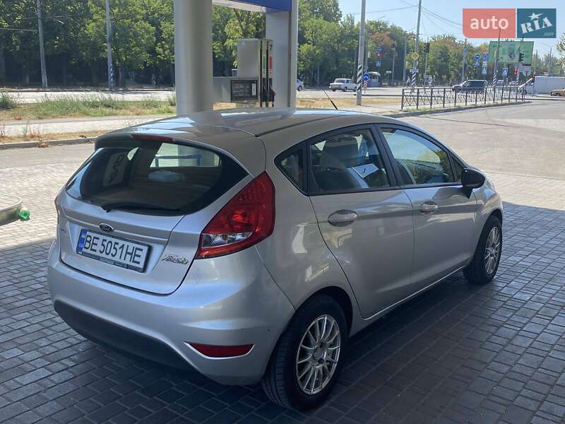 Хэтчбек Ford Fiesta 2012 в Николаеве