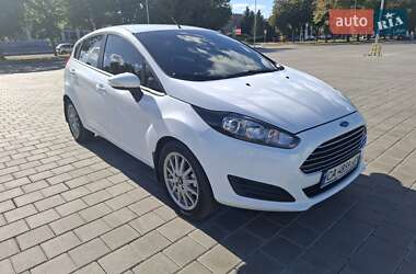 Хэтчбек Ford Fiesta 2013 в 