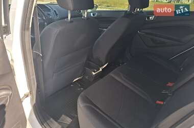 Хэтчбек Ford Fiesta 2013 в 