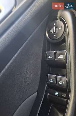 Хэтчбек Ford Fiesta 2013 в 