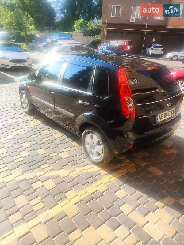 Хэтчбек Ford Fiesta 2007 в Виннице