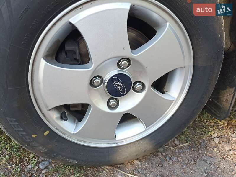 Хэтчбек Ford Fiesta 2007 в Виннице