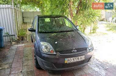 Хэтчбек Ford Fiesta 2007 в Ужгороде