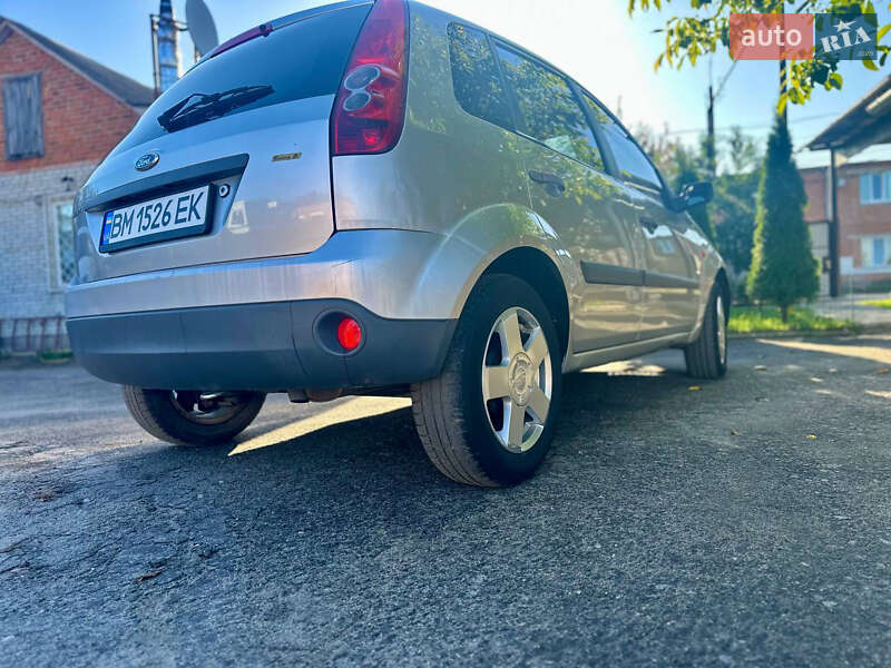Хэтчбек Ford Fiesta 2008 в Сумах