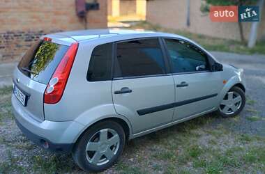 Хэтчбек Ford Fiesta 2008 в 