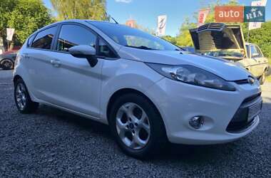 Хэтчбек Ford Fiesta 2011 в Львове