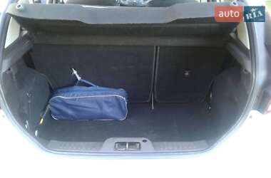 Хэтчбек Ford Fiesta 2013 в 