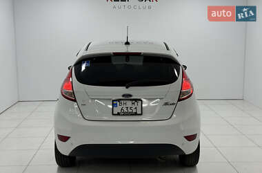 Хэтчбек Ford Fiesta 2018 в 