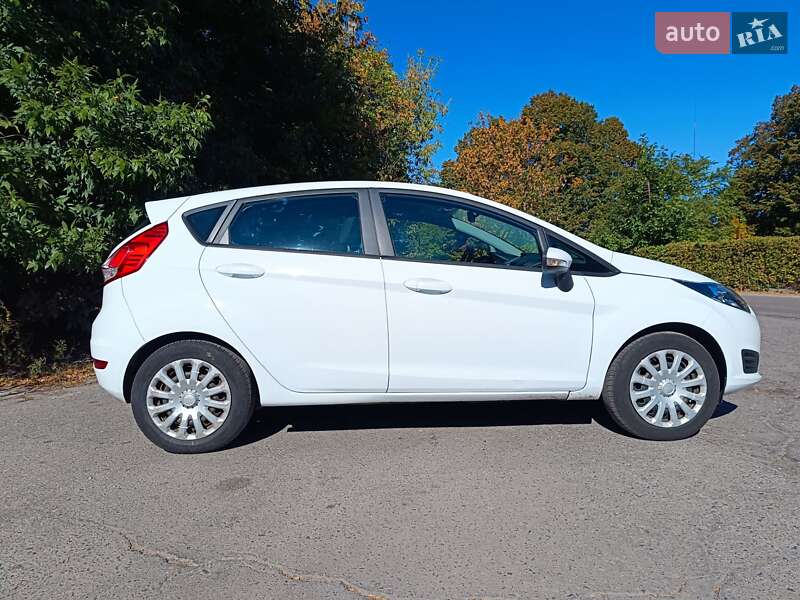 Хэтчбек Ford Fiesta 2014 в Белой Церкви